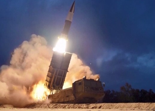 Северна Корея изстреля две крилати ракети предаде Франс прес като